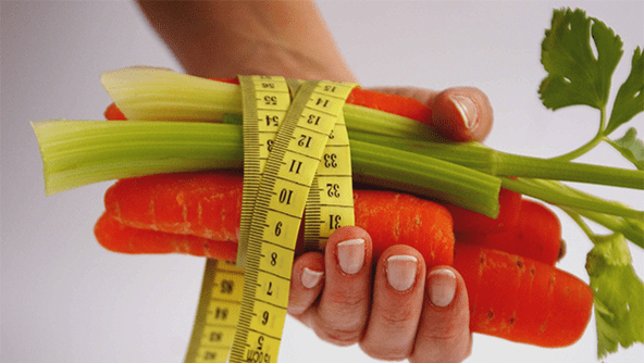 wortelen en selderij voor gewichtsverlies op het juiste dieet